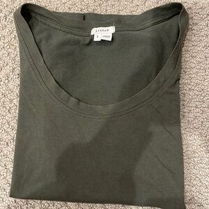 Dark green t-shirt
